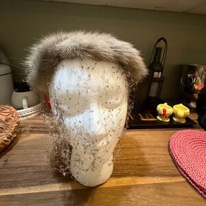 EVELYN VARON FOX AND SATIN FASCINATOR/HATLET OS GOOD CONDITION